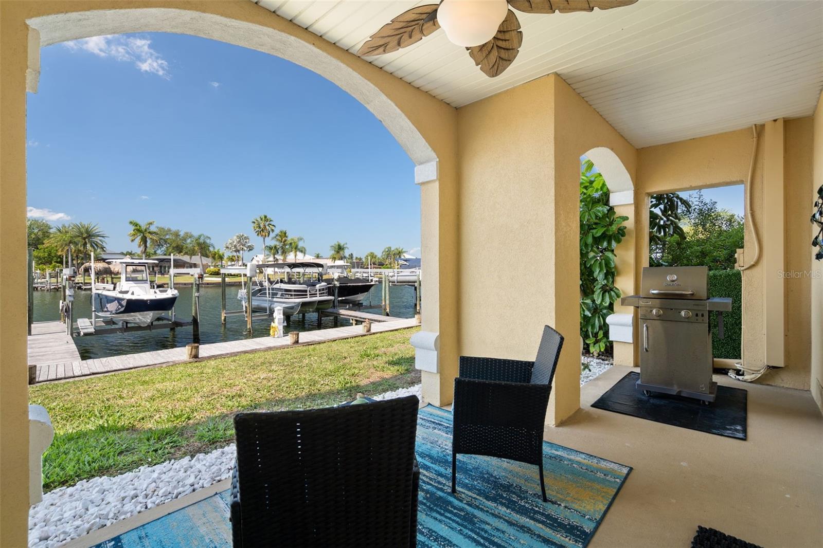 6420 SUNSET BAY CIR