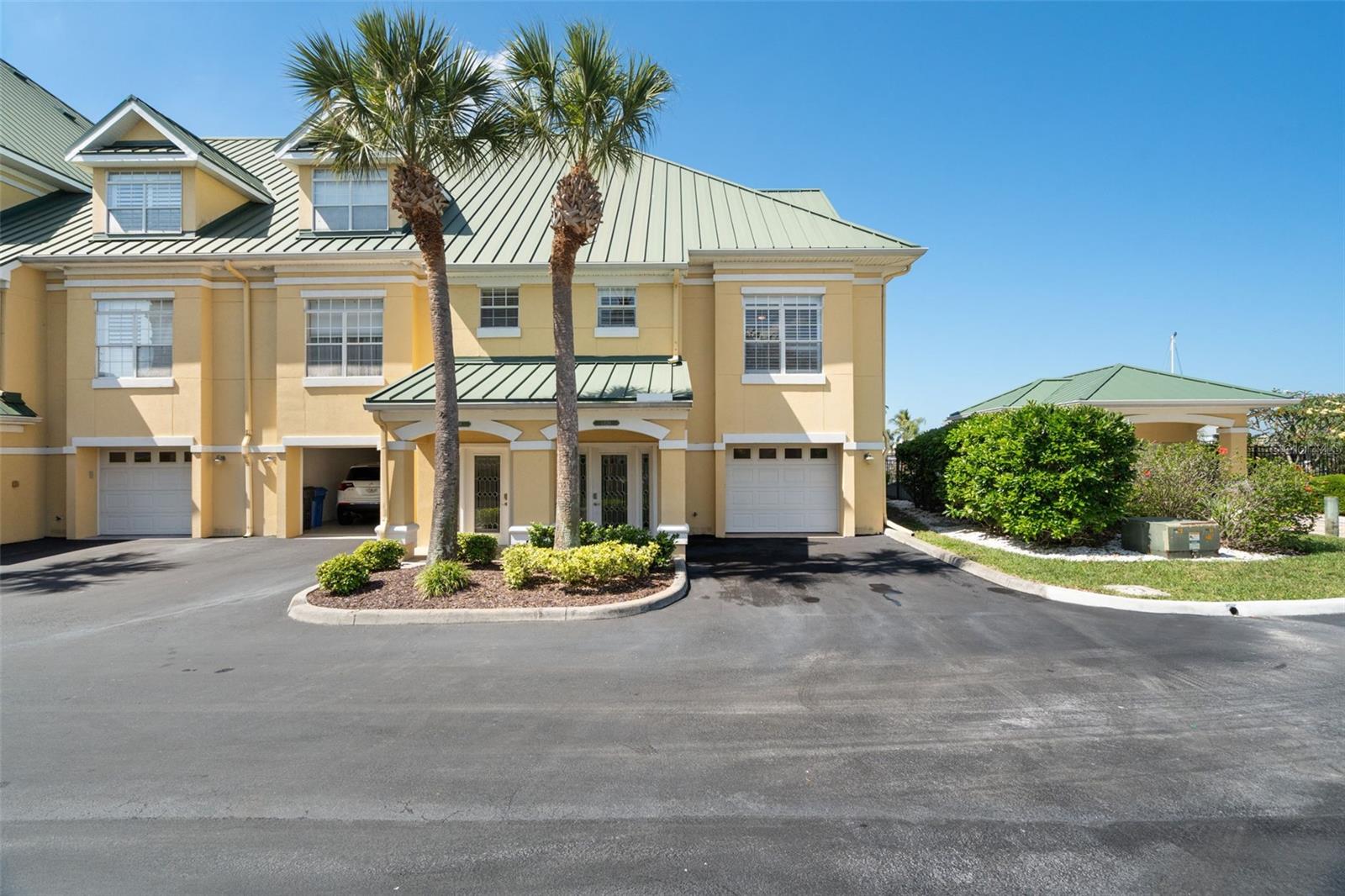 6420 SUNSET BAY CIR