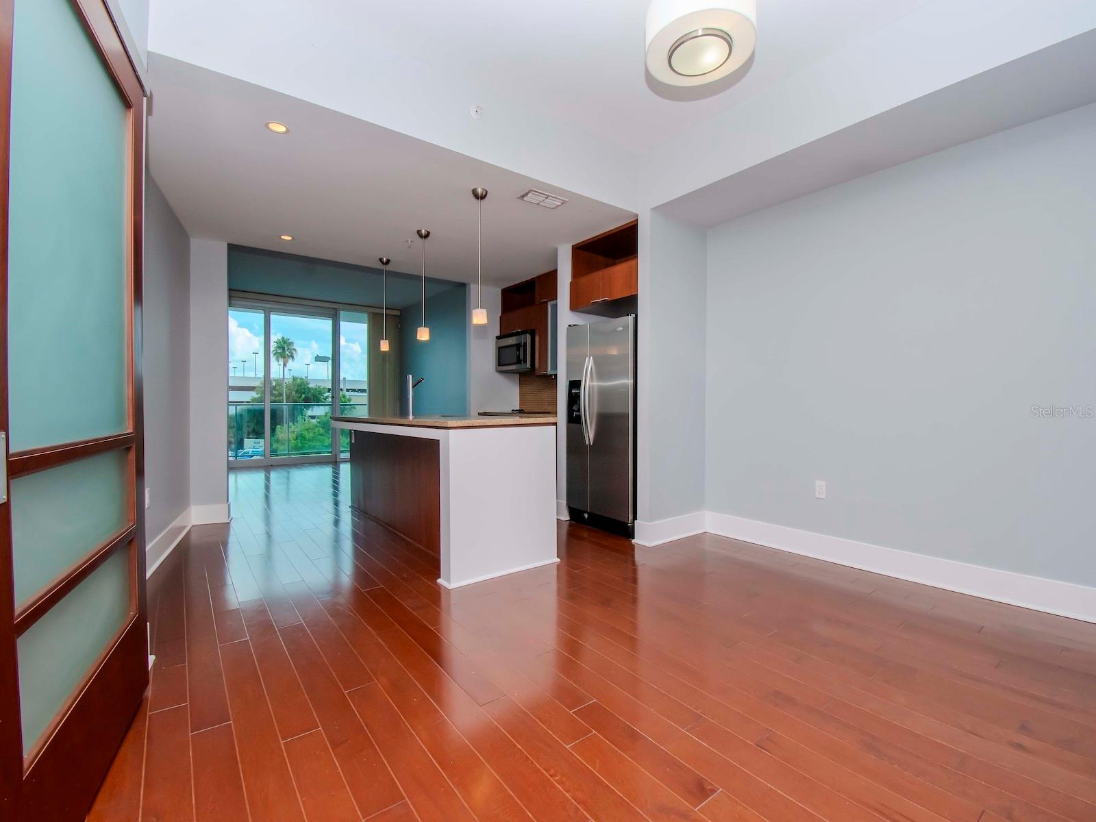 912 CHANNELSIDE DR #2311