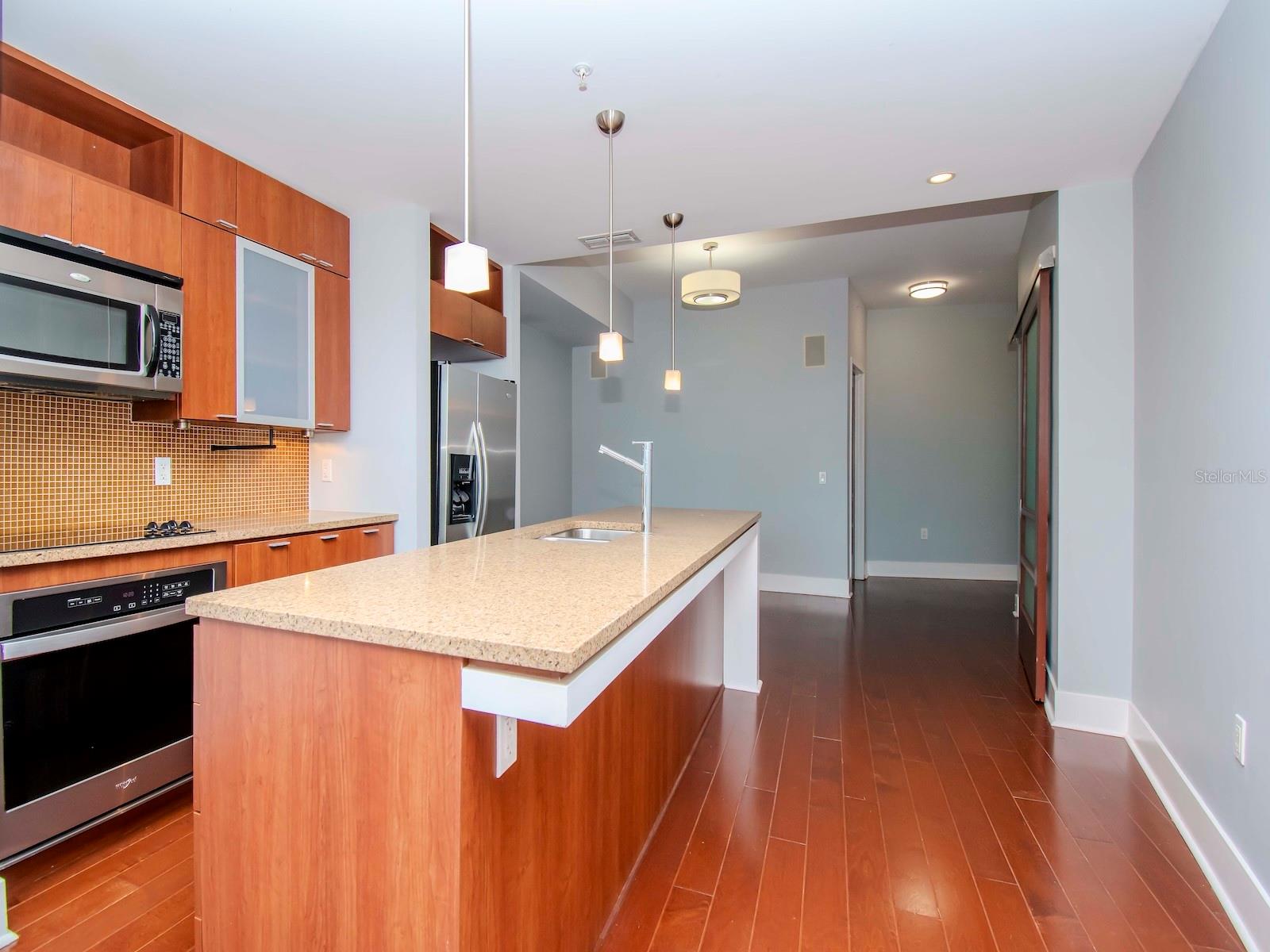 912 CHANNELSIDE DR #2311