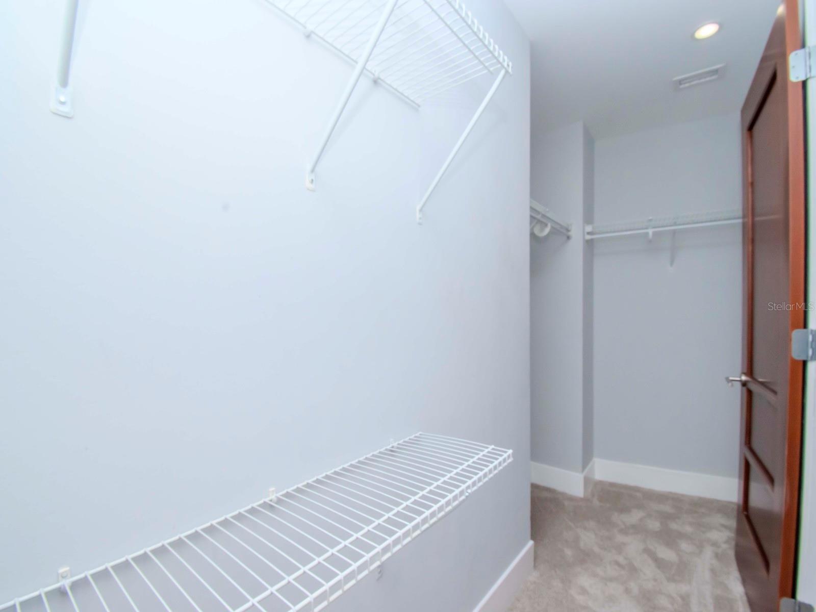 912 CHANNELSIDE DR #2311