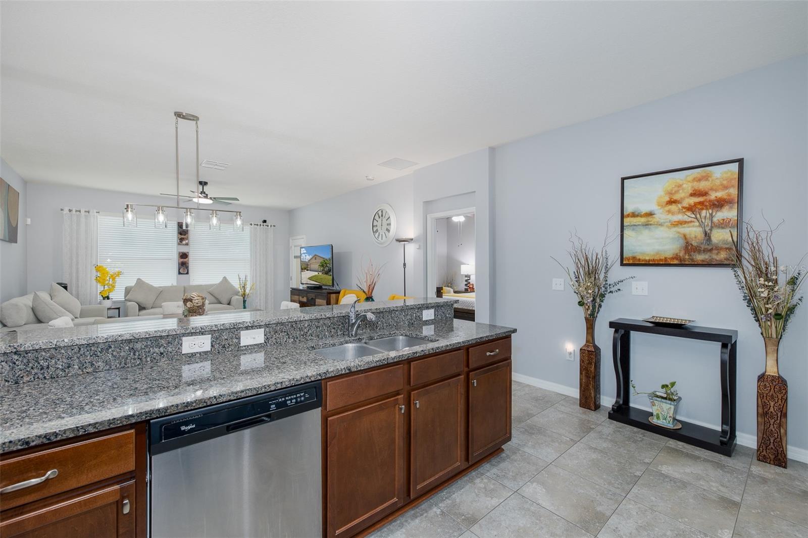 2220 PARROT FISH DR