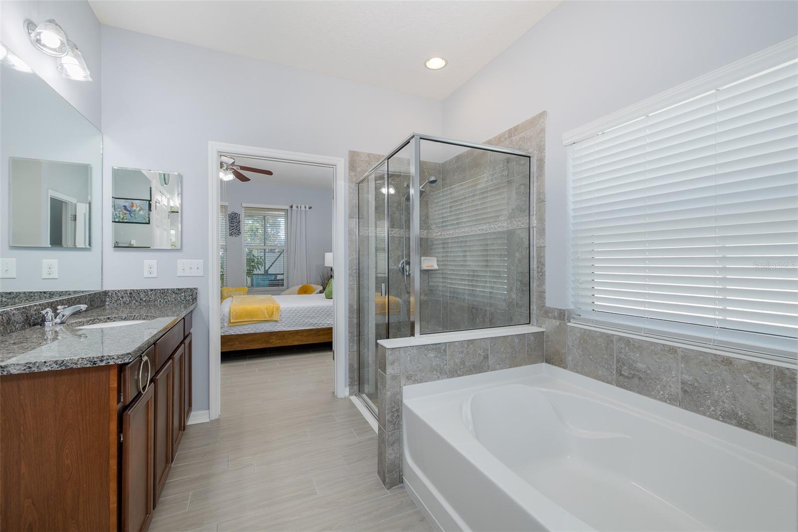 2220 PARROT FISH DR