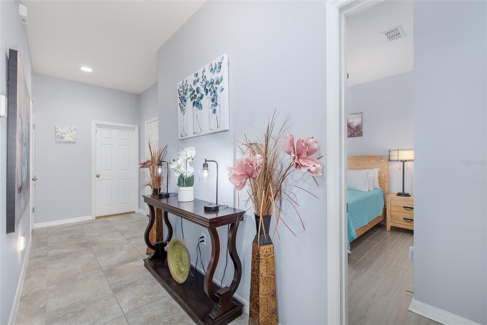2220 PARROT FISH DR