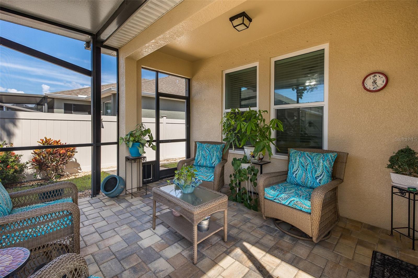2220 PARROT FISH DR