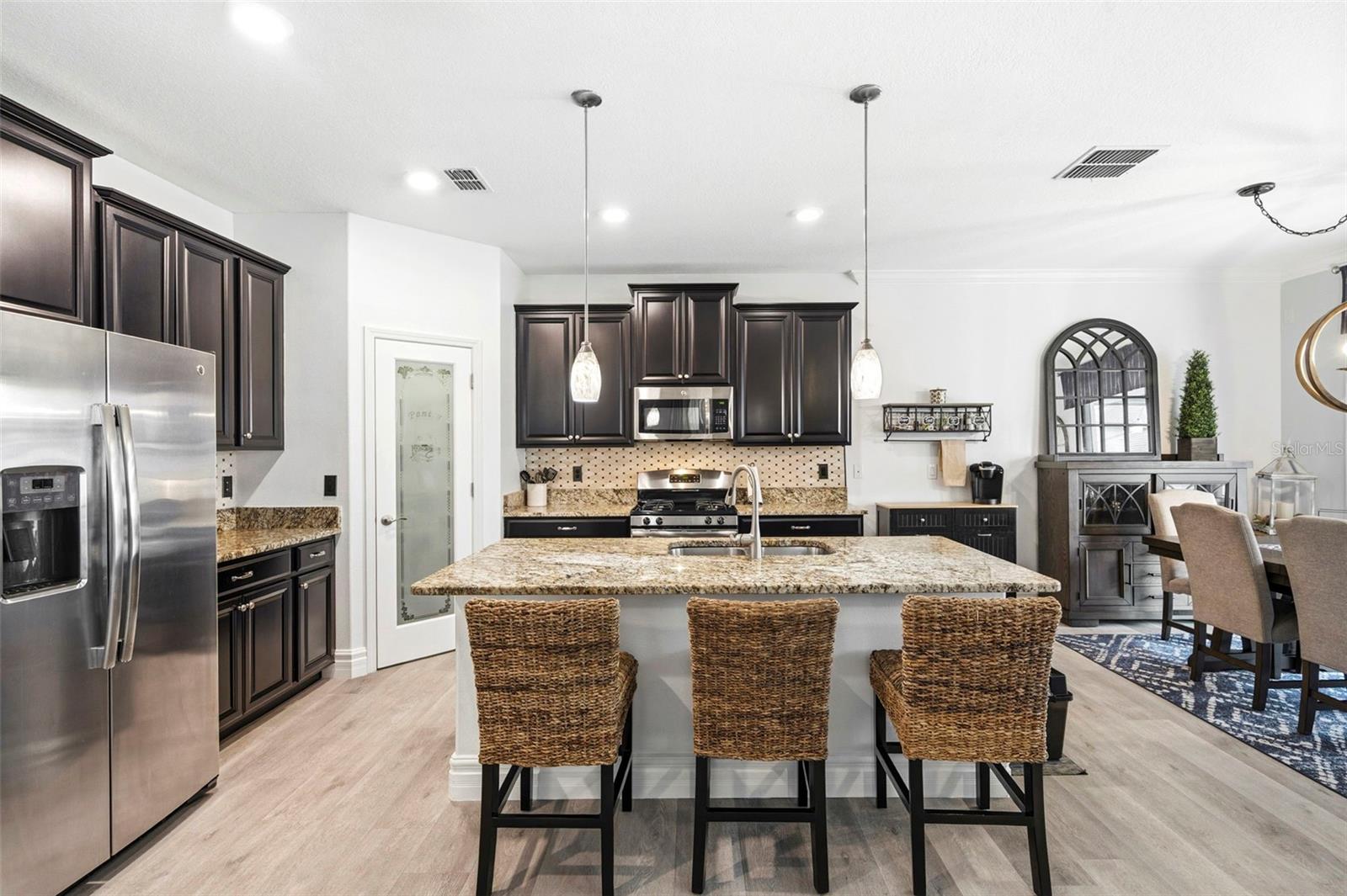 917 TERRA VISTA ST