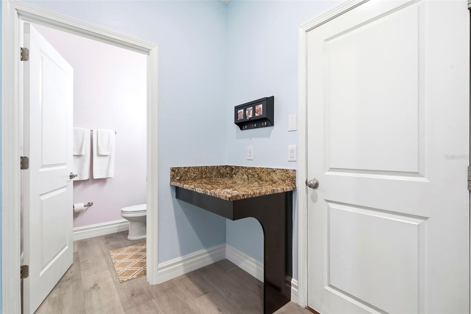 917 TERRA VISTA ST