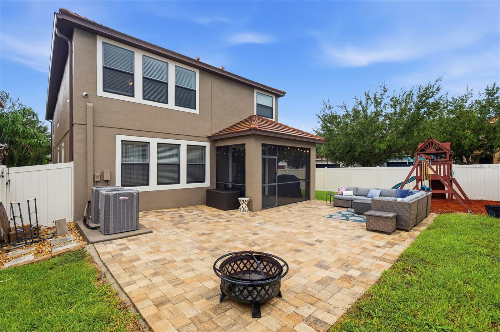917 TERRA VISTA ST