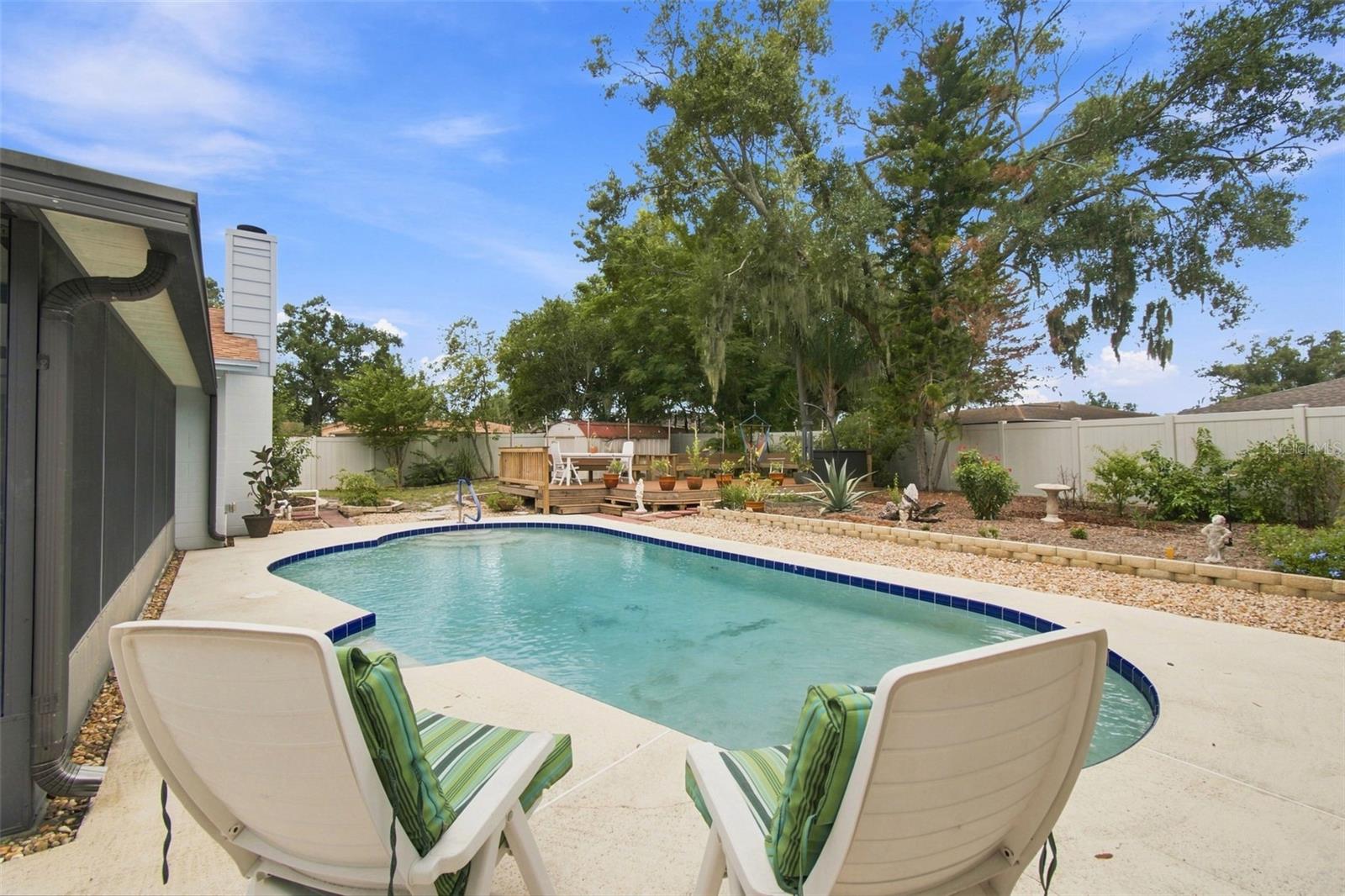 3721 SAND PEBBLE DR
