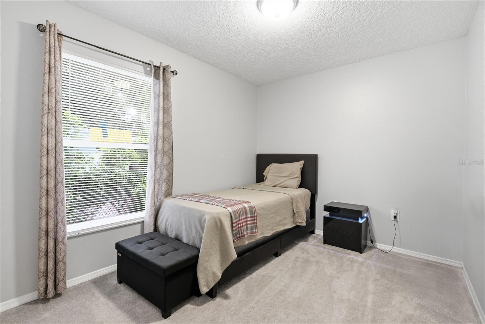 3203 DELEUIL AVE