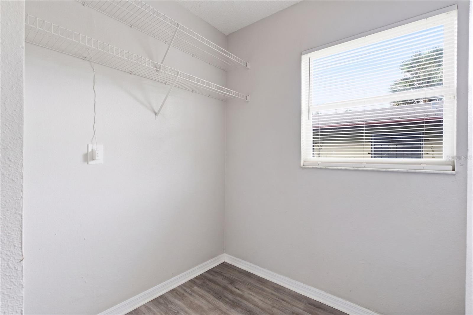 3203 DELEUIL AVE