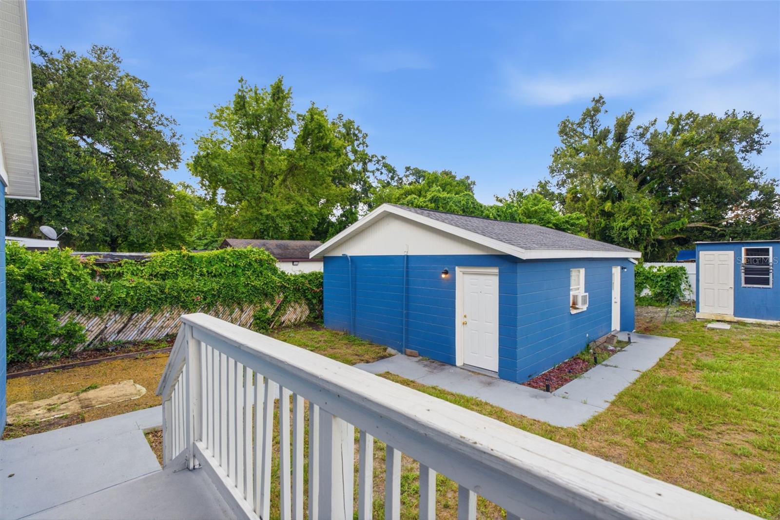 3203 DELEUIL AVE