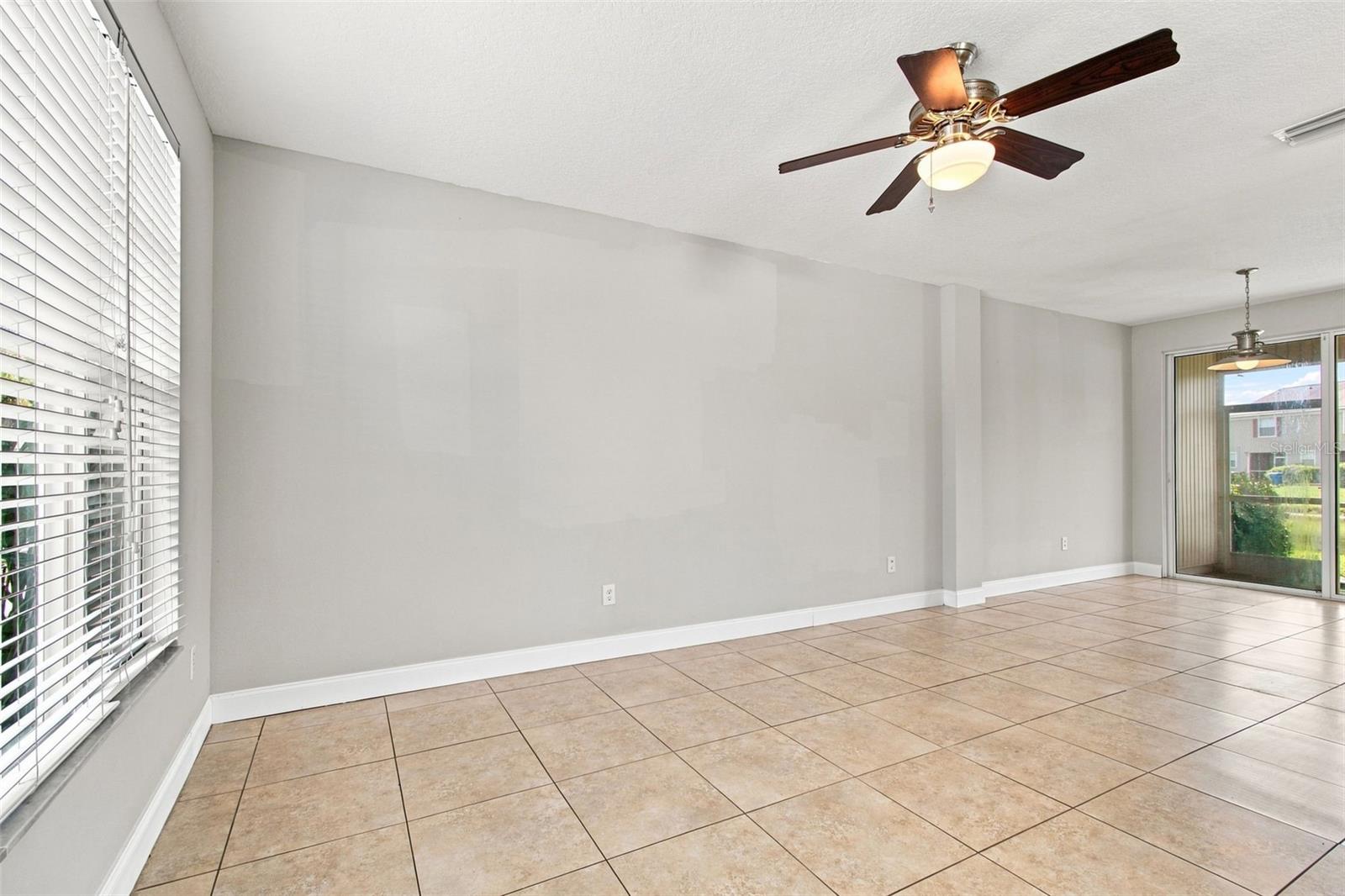 12225 COUNTRY WHITE CIR