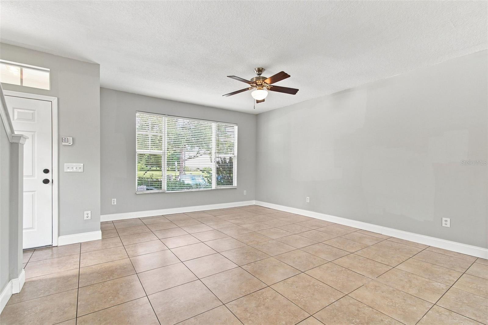12225 COUNTRY WHITE CIR