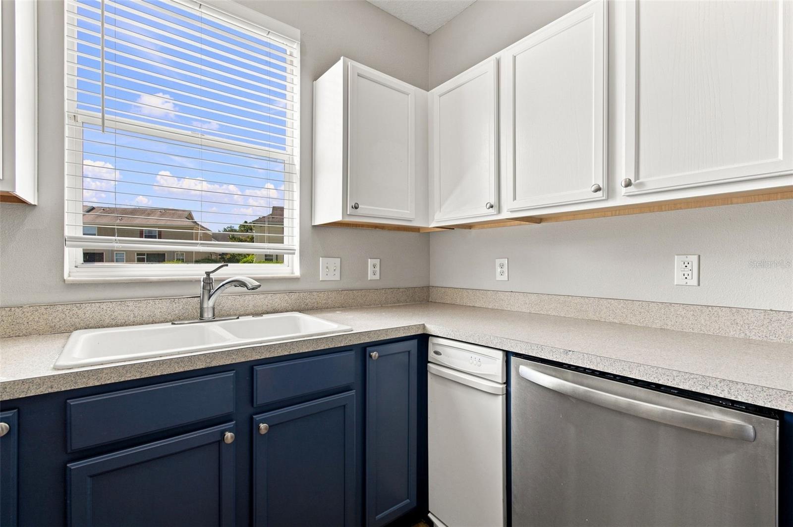 12225 COUNTRY WHITE CIR