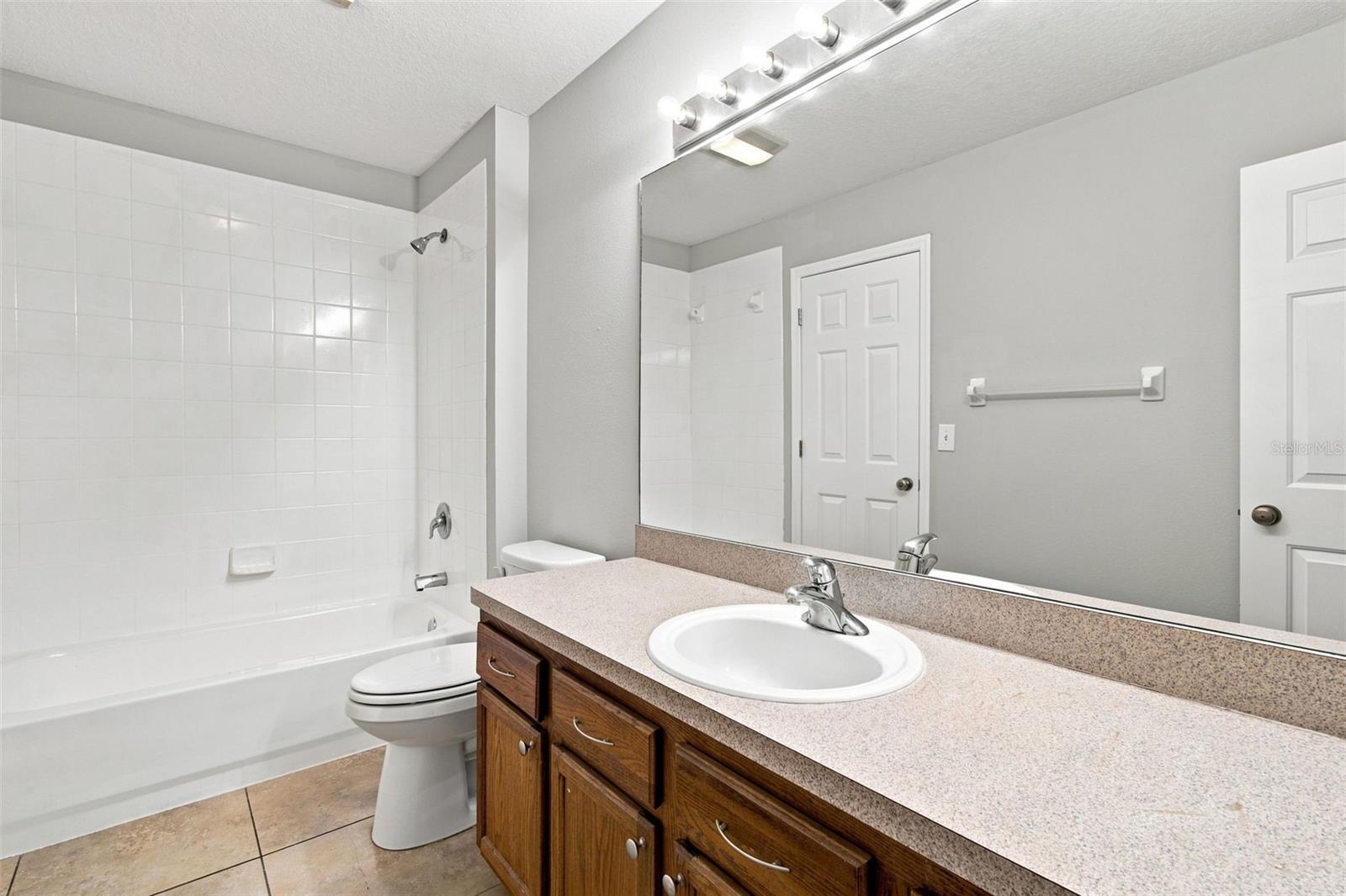 12225 COUNTRY WHITE CIR