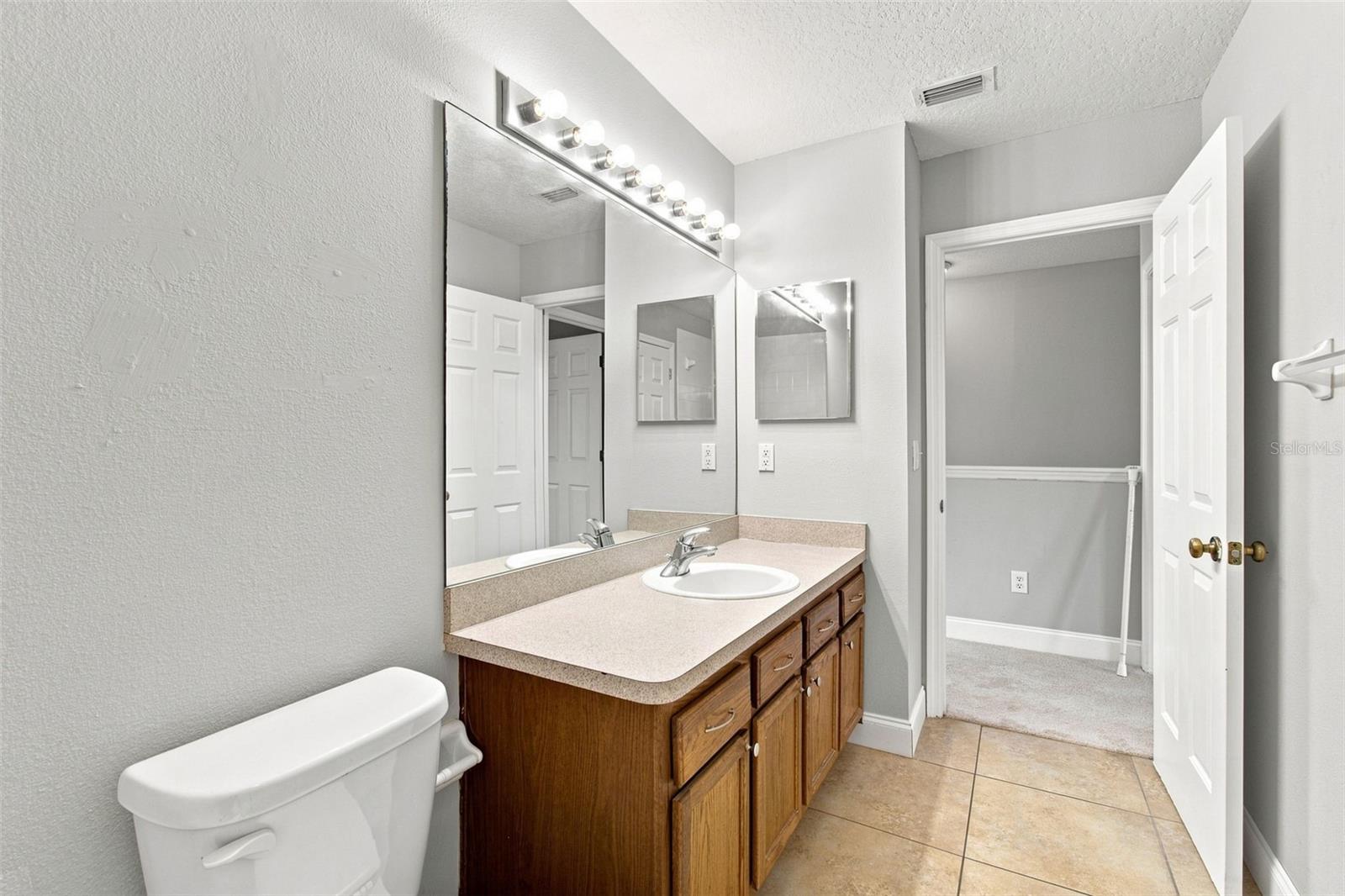 12225 COUNTRY WHITE CIR