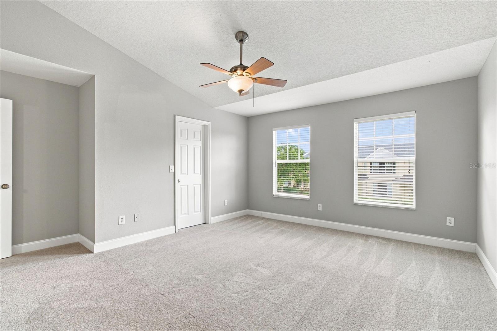 12225 COUNTRY WHITE CIR