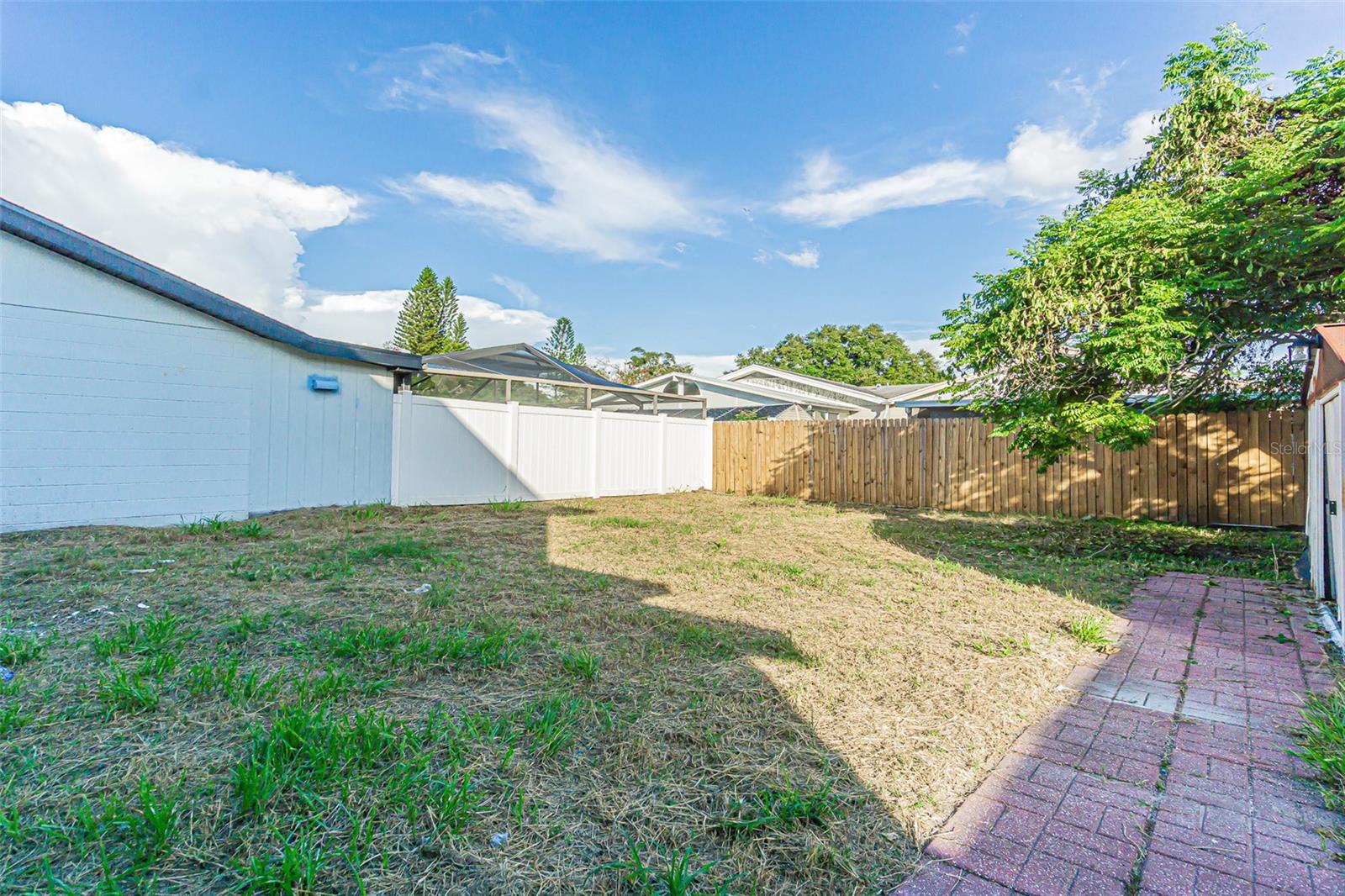10305 BRAMBLEWOOD PL