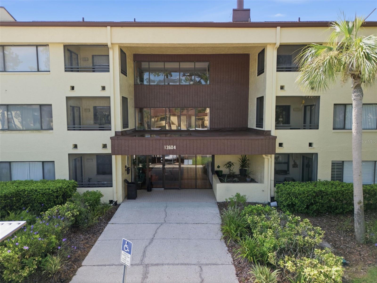 13604 S Village Dr #2210, Tampa