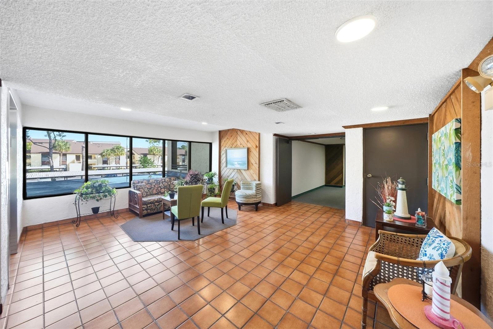 13604 S VILLAGE DR #2210