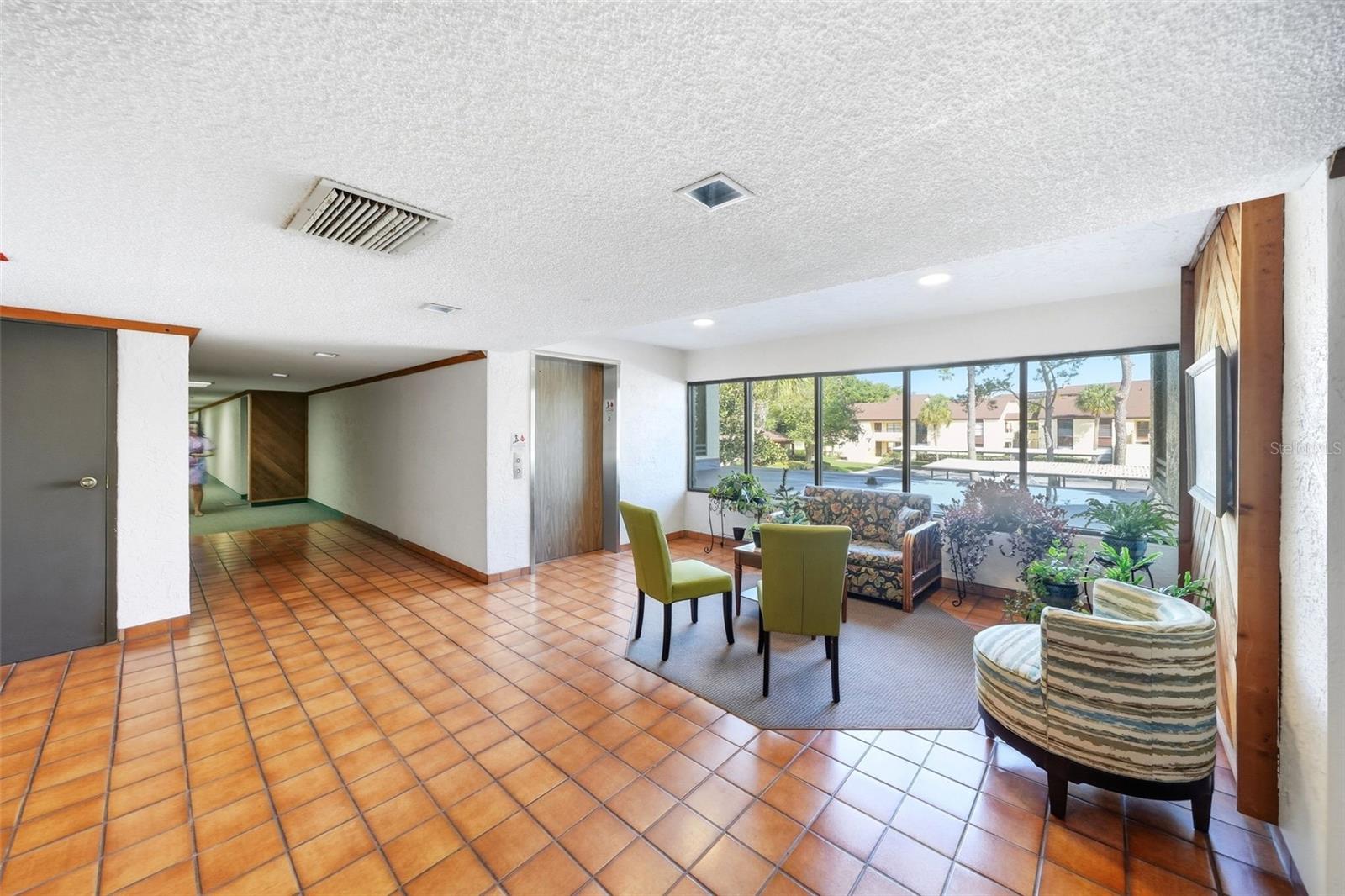 13604 S VILLAGE DR #2210