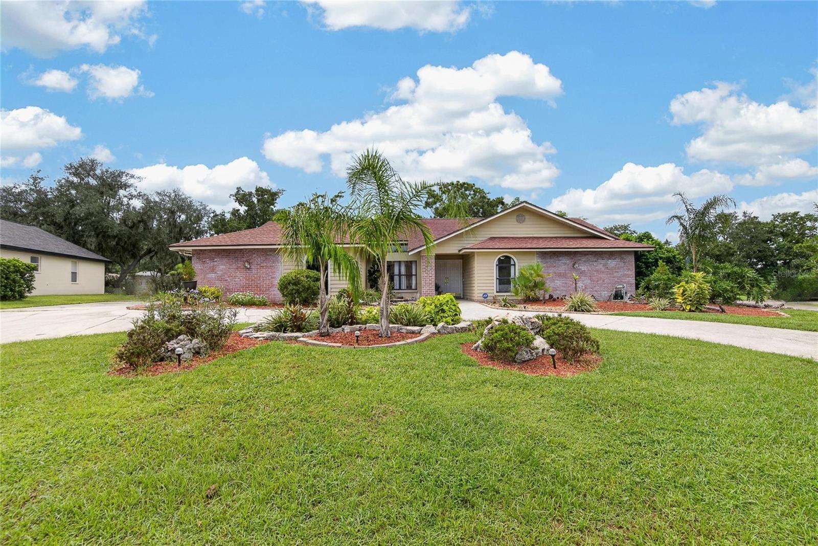 2814 HAMMOCK DR
