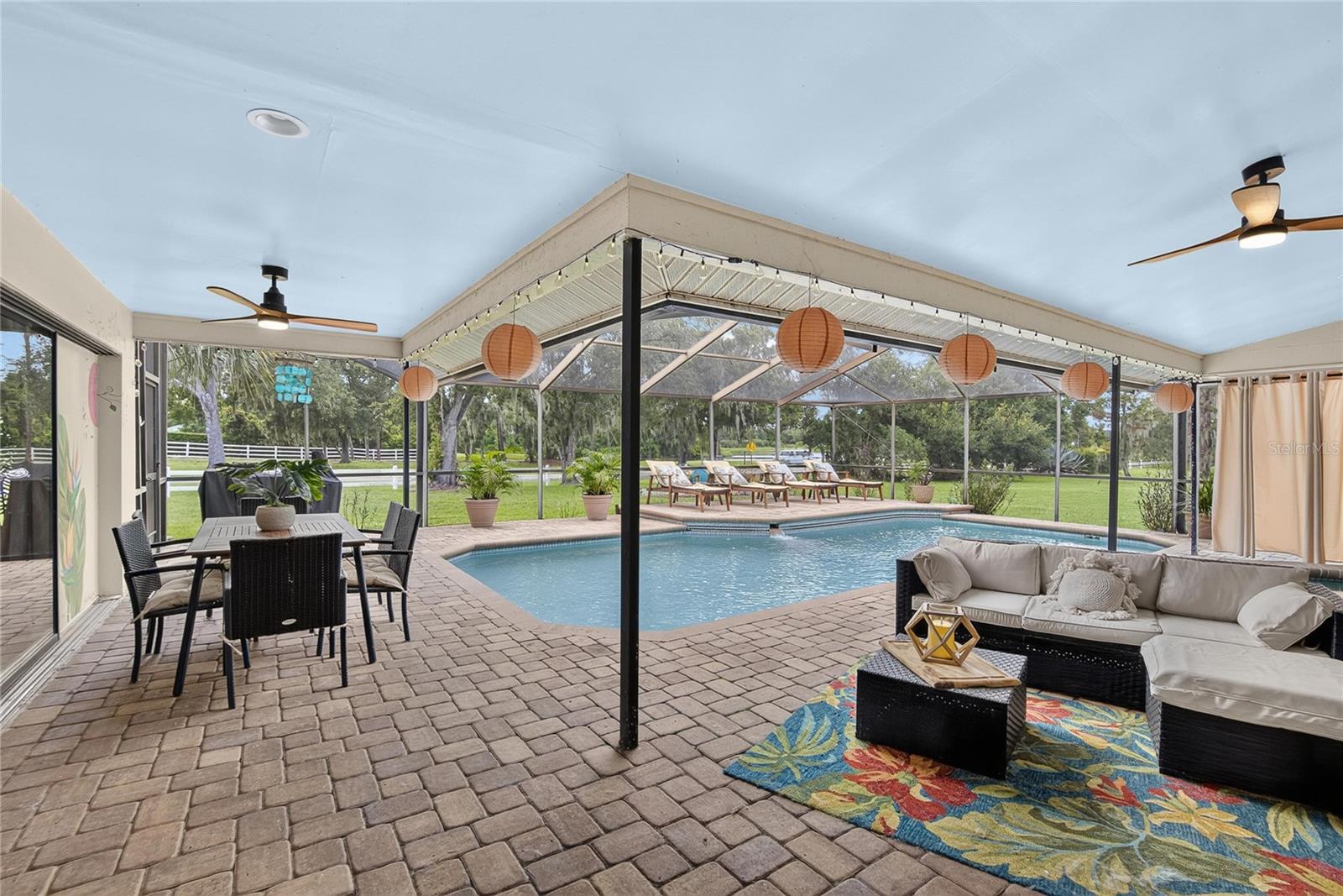2814 HAMMOCK DR