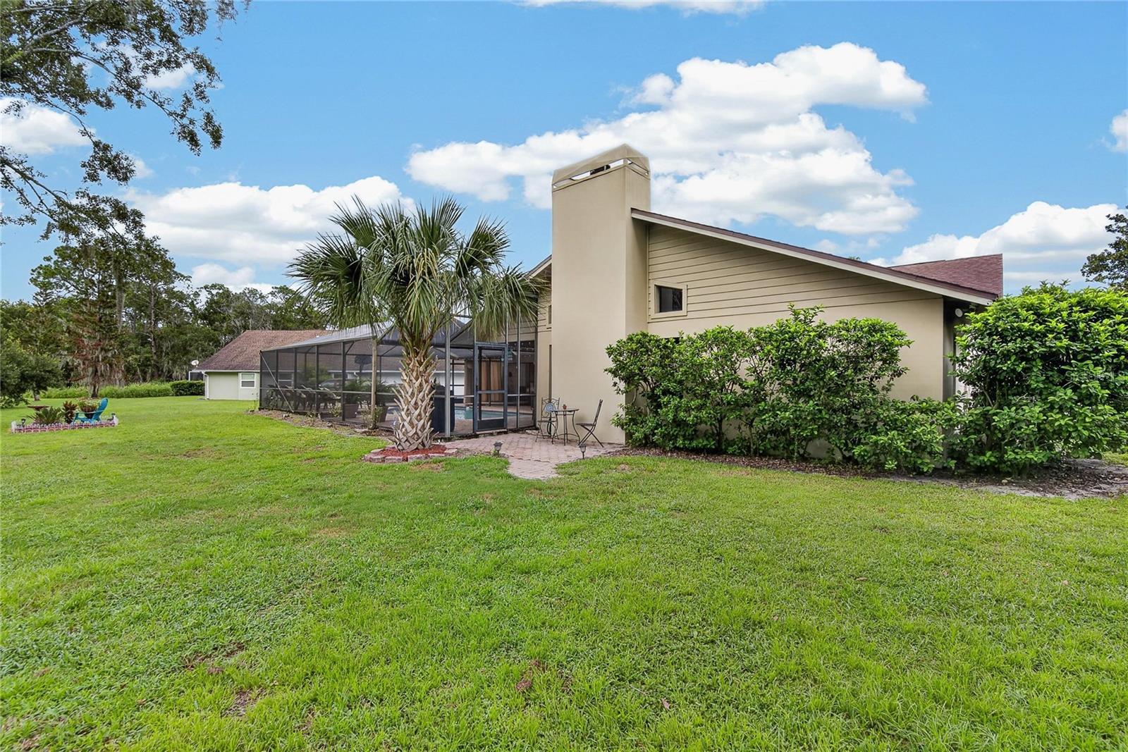 2814 HAMMOCK DR