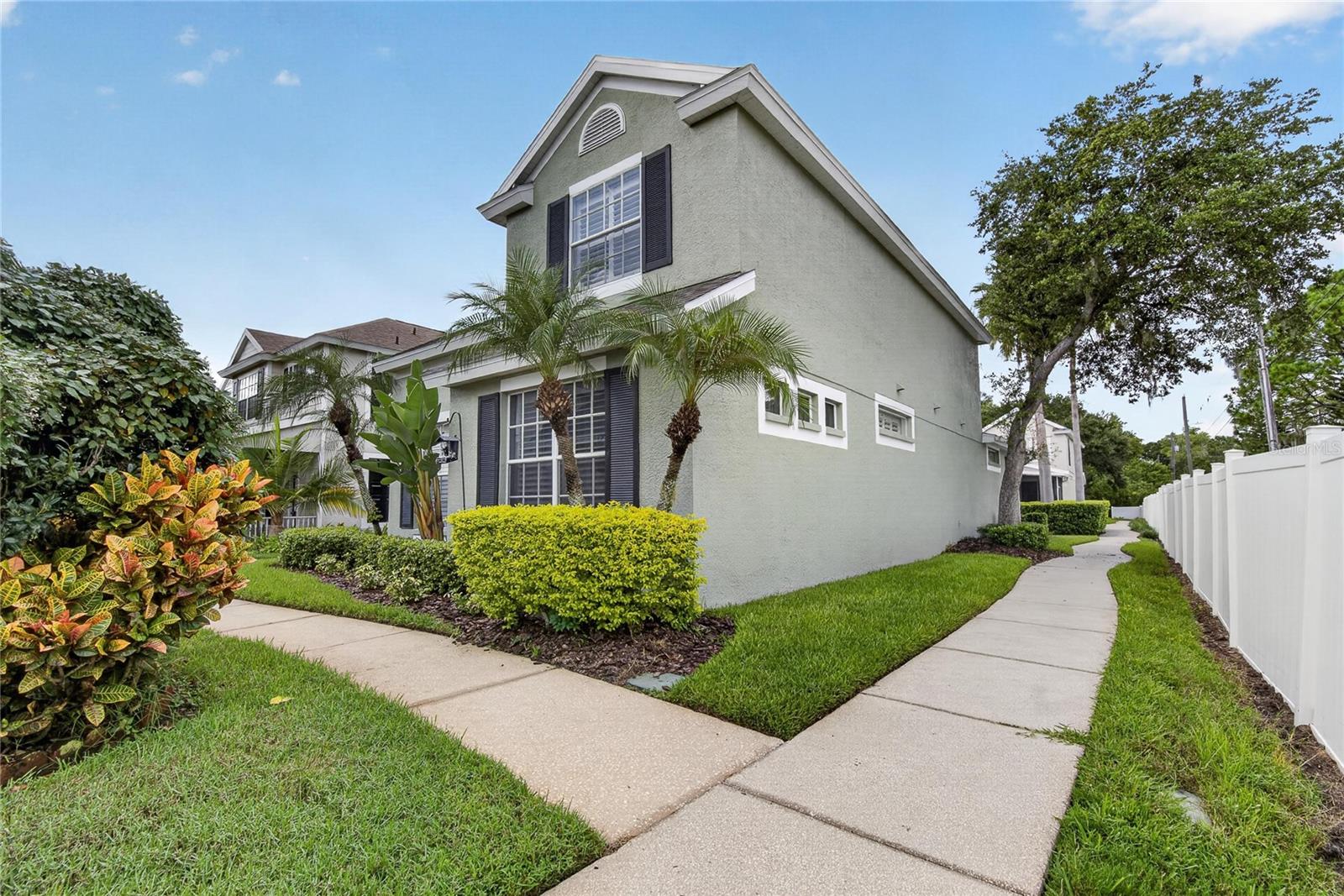 10807 SIERRA VISTA PL