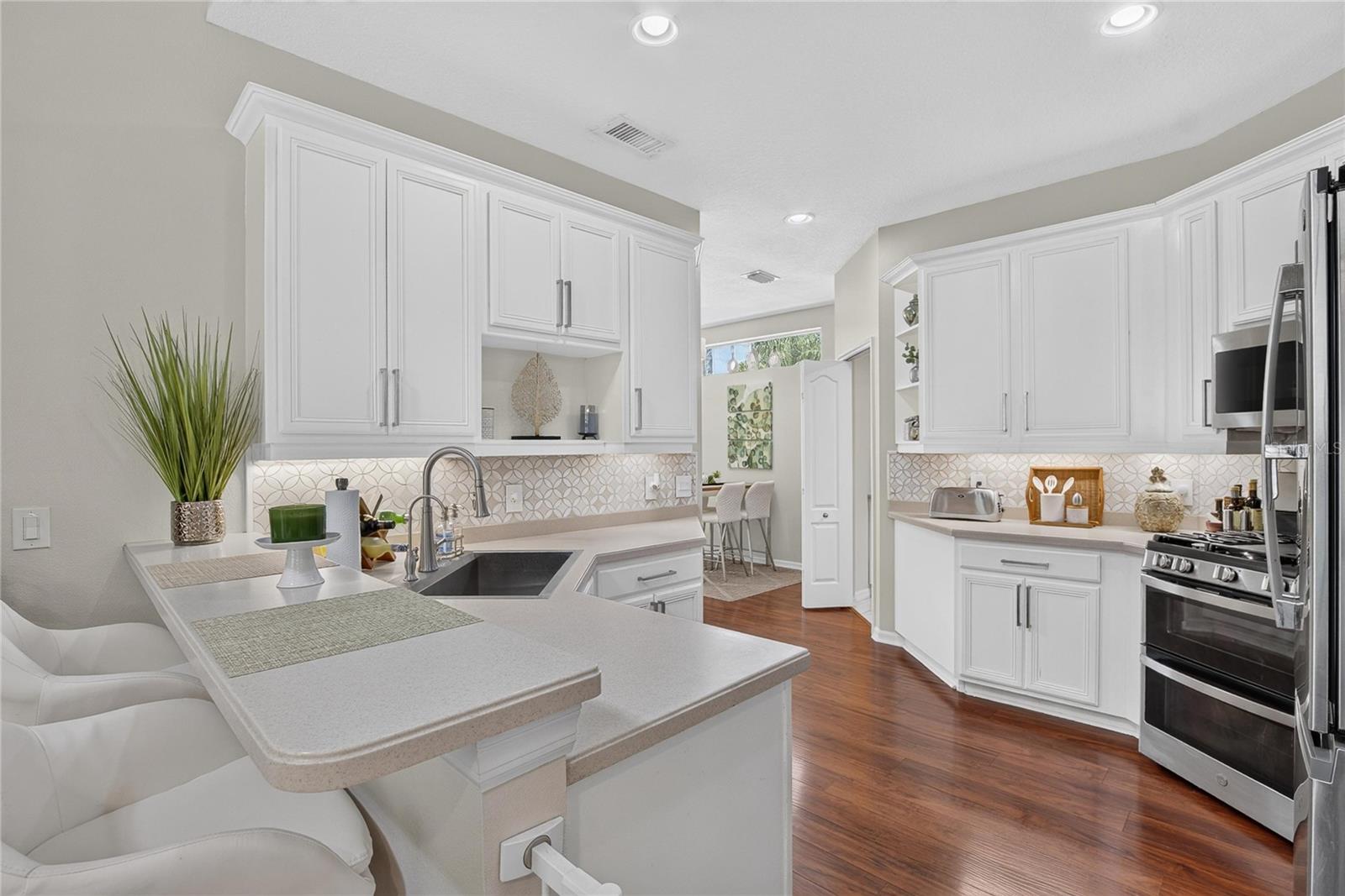 10807 SIERRA VISTA PL
