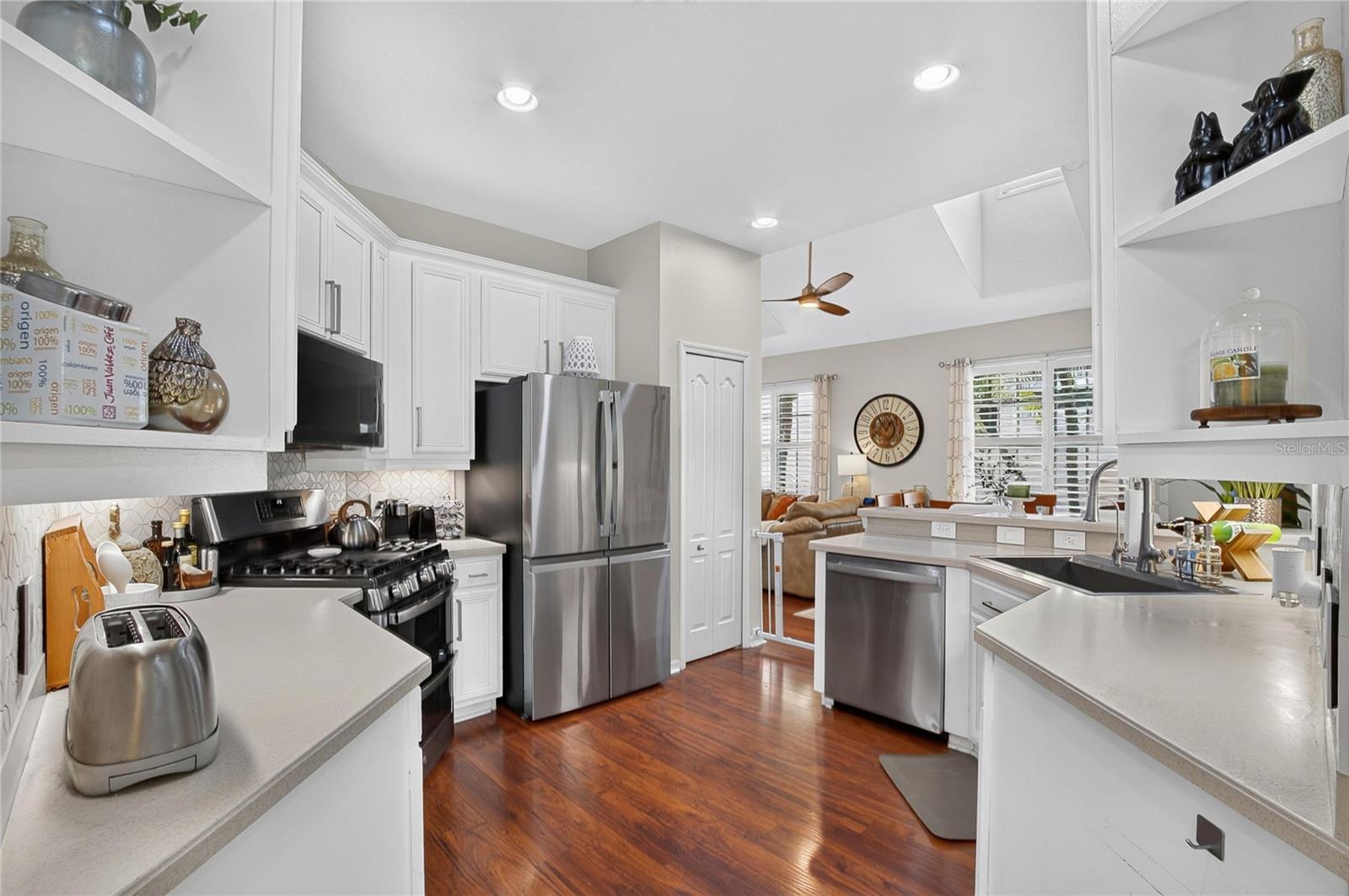 10807 SIERRA VISTA PL
