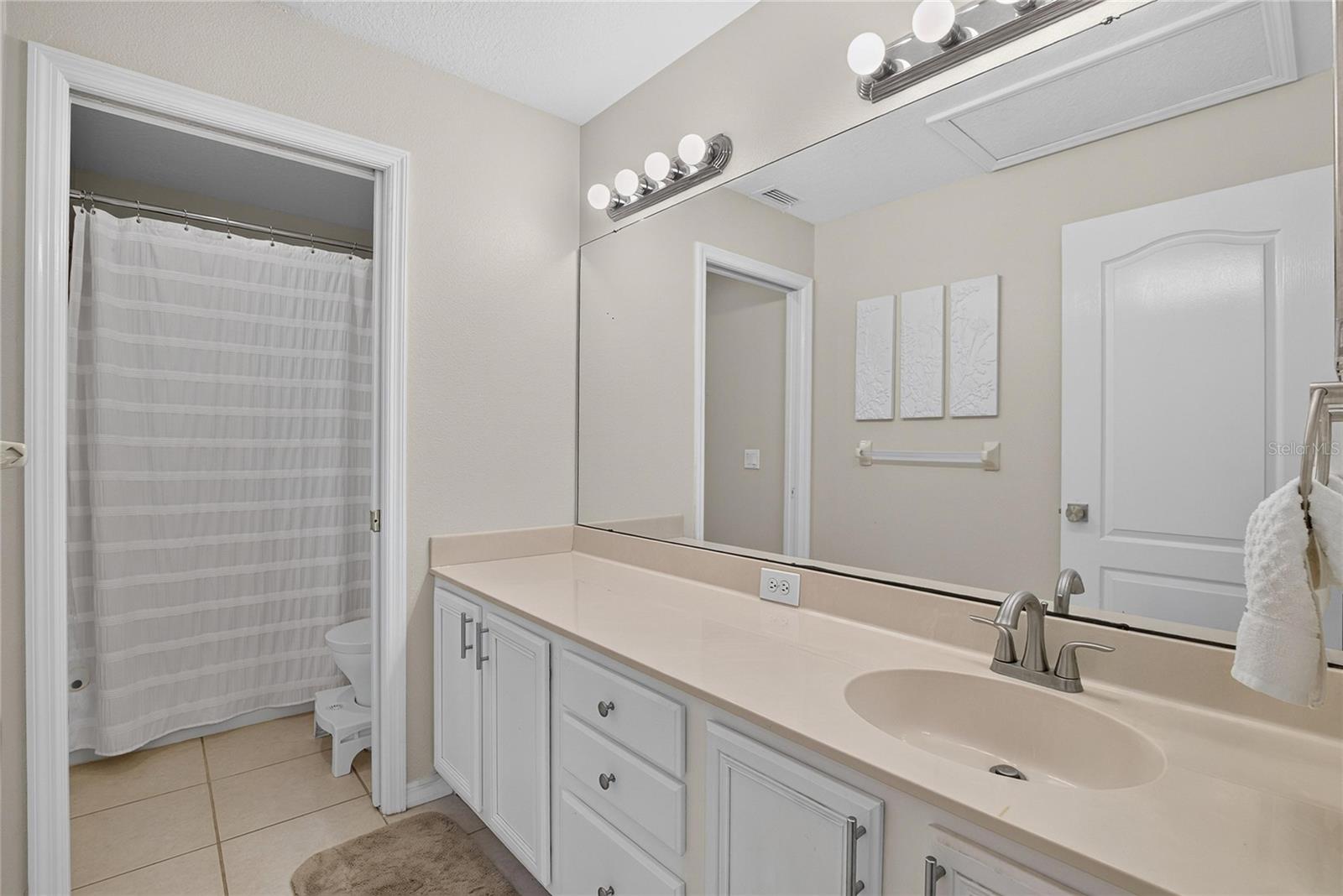 10807 SIERRA VISTA PL