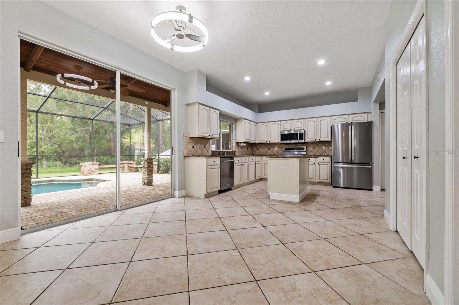 15713 MUIRFIELD DR