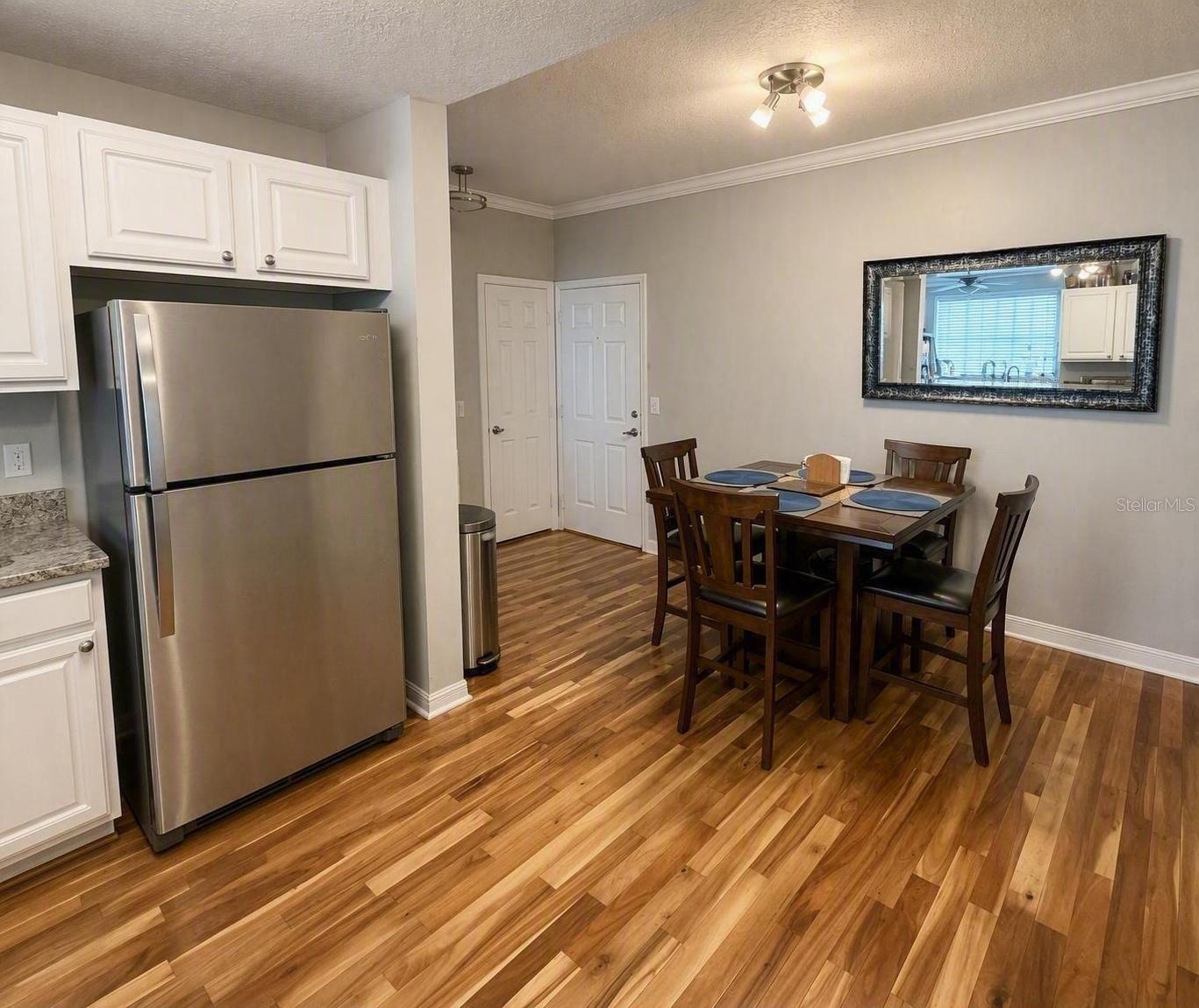 501 KNIGHTS RUN AVE #2211