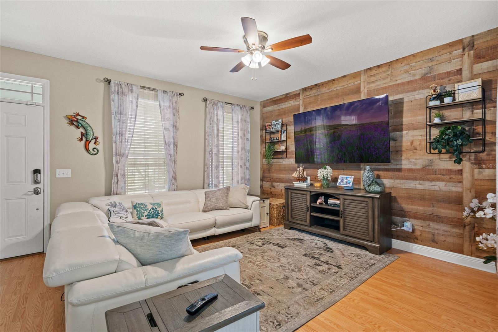 6444 ASHVILLE DR