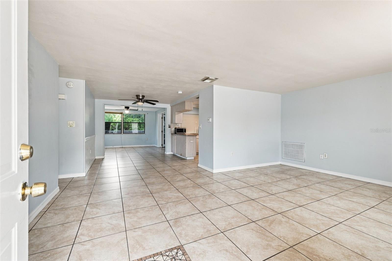 3431 OVERLAND DR