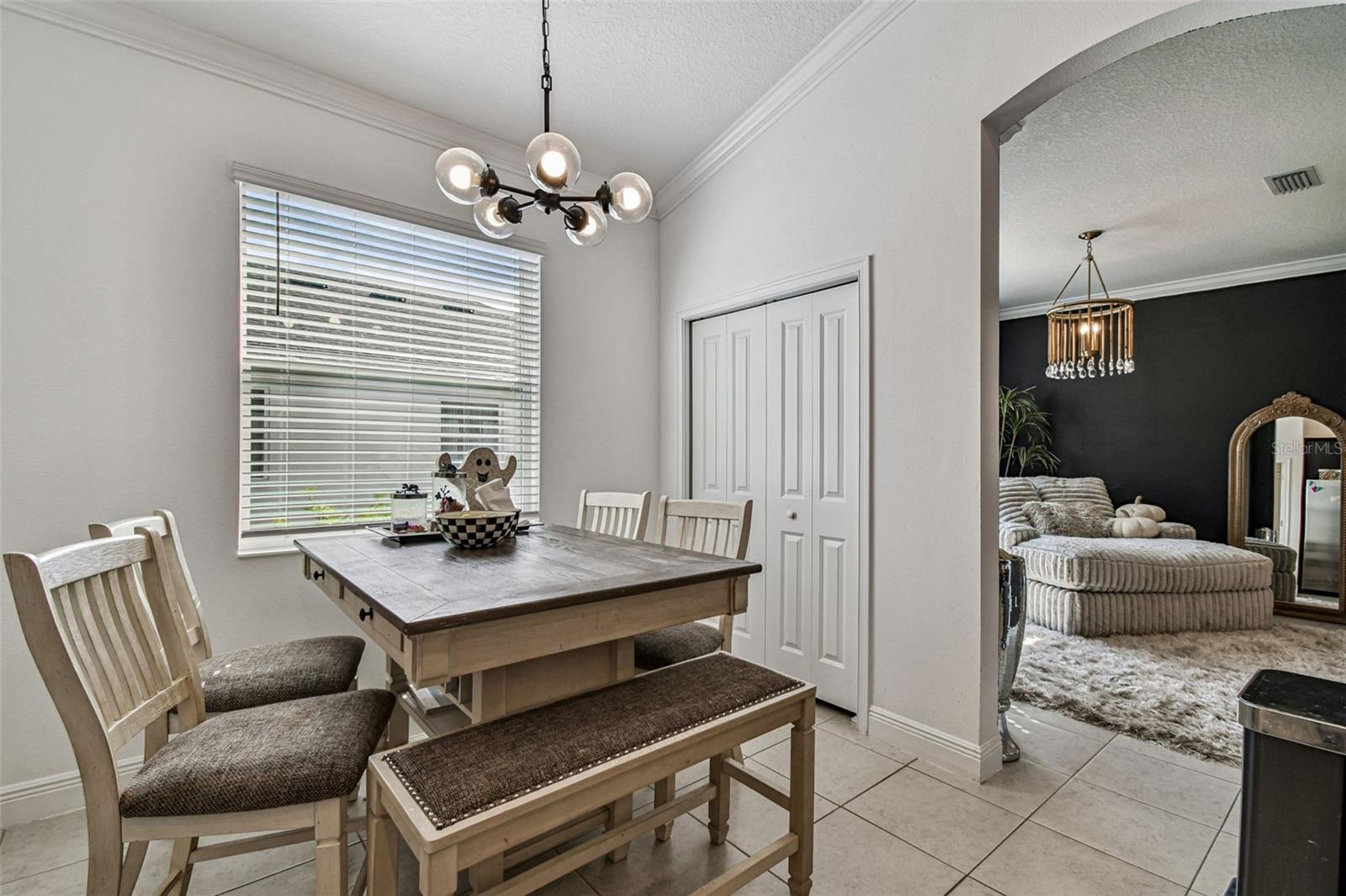 1039 DAVIS HEATHER CIR