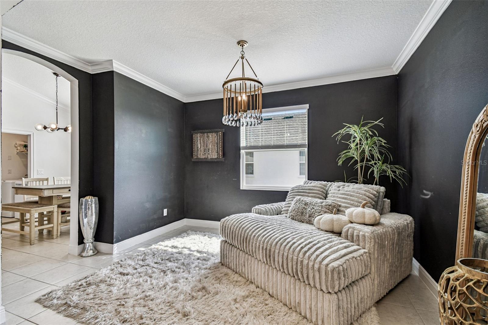 1039 DAVIS HEATHER CIR