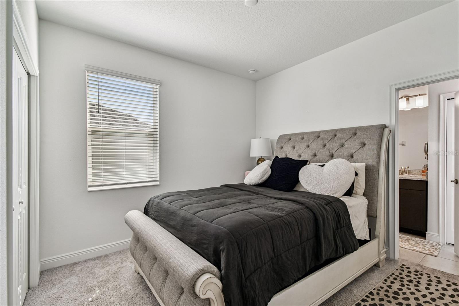 1039 DAVIS HEATHER CIR