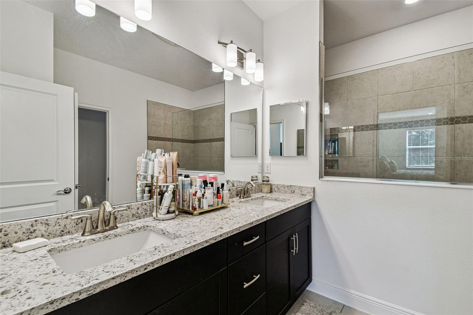 1039 DAVIS HEATHER CIR