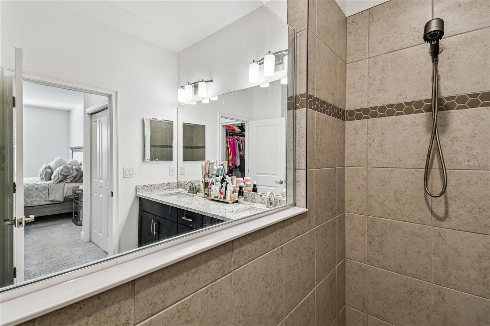 1039 DAVIS HEATHER CIR