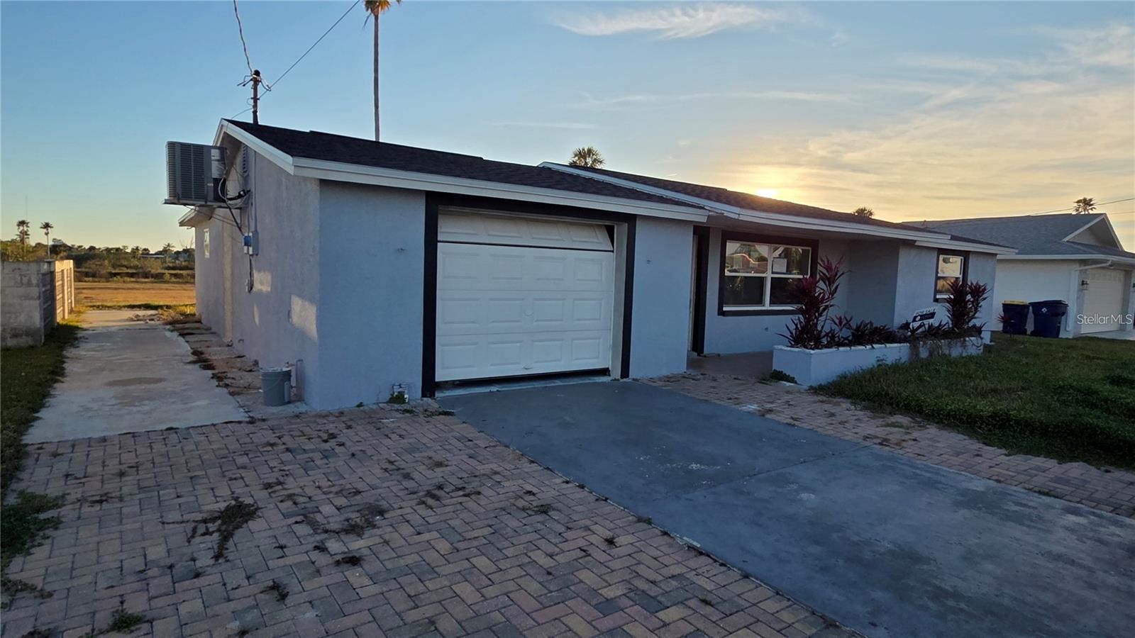 4020 HEADSAIL DR