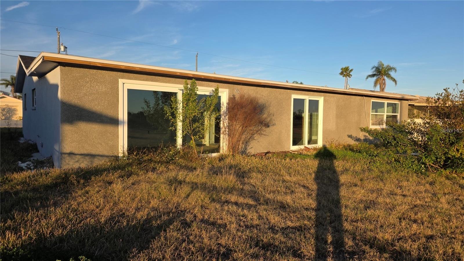 4020 HEADSAIL DR