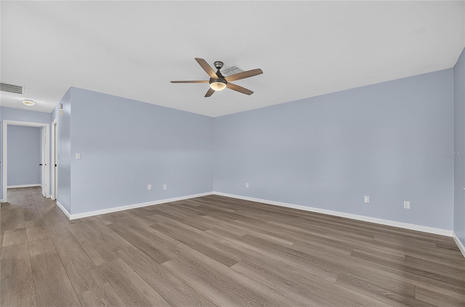 110 GLOUCESTER BLVD #346