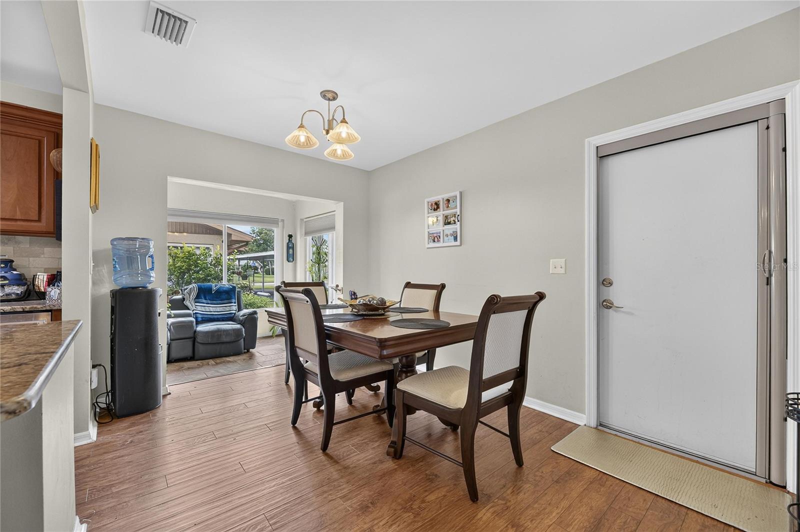 112 GLOUCESTER BLVD #345