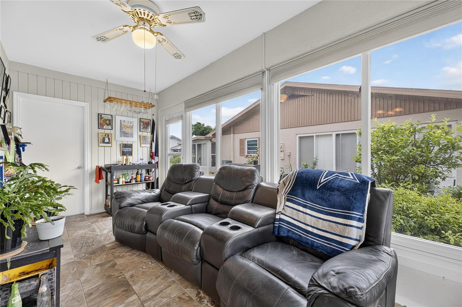 112 GLOUCESTER BLVD #345