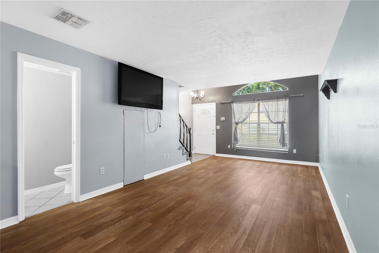 609 SAINT HENRY DR