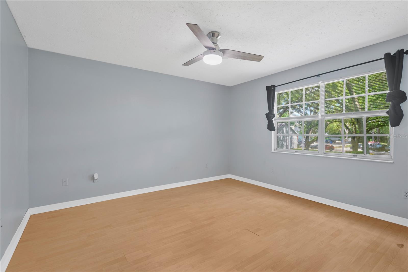 609 SAINT HENRY DR