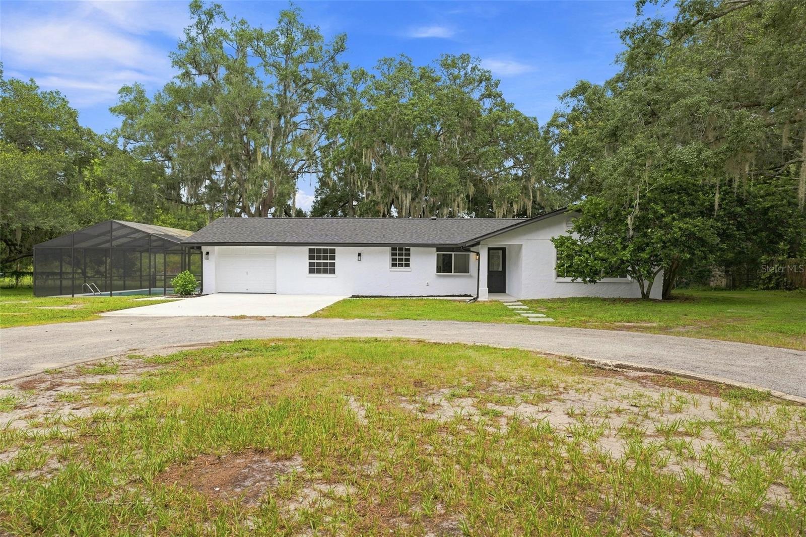 11666 SEMINOLE DR